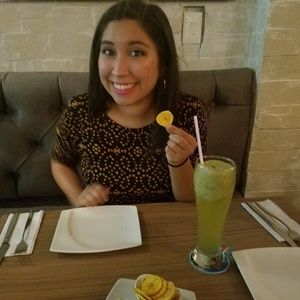 Meet your Posher, Marisa